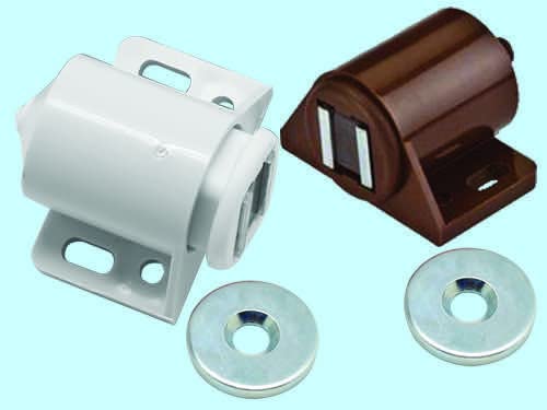 Cricchetto magnetico tondo regolabile - Colore marrone - conf. 100pz